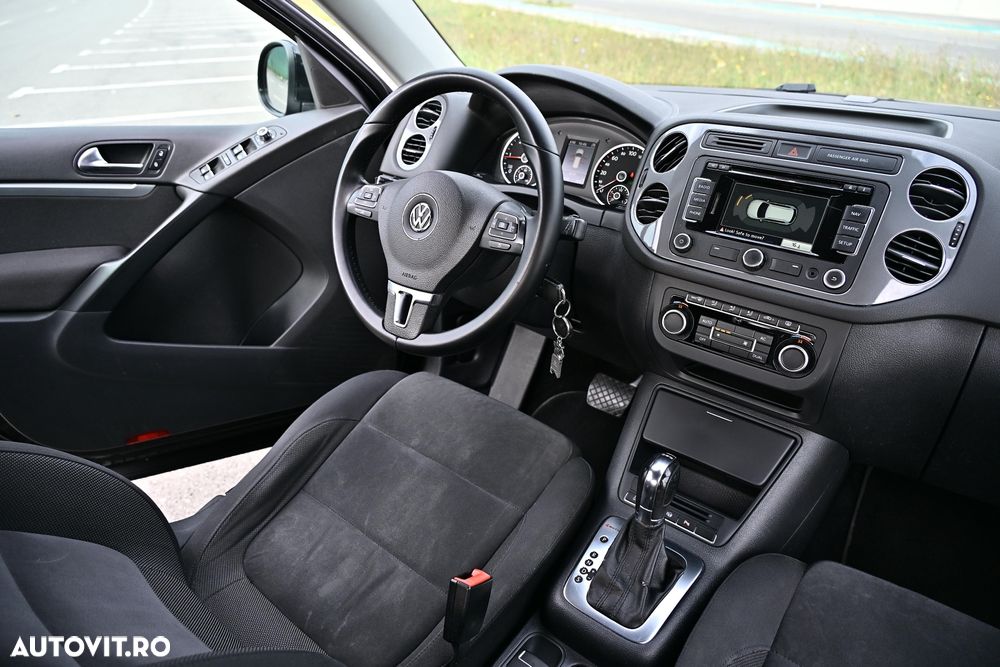 Volkswagen Tiguan 2.0 TDI 4Motion DSG Sport & Style - 10