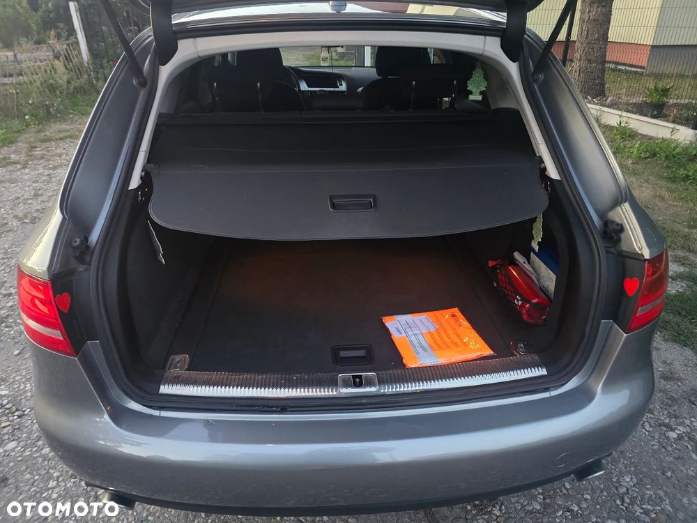 Audi A4 Avant - 22