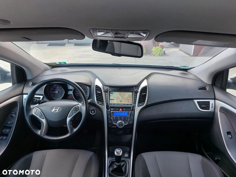 Hyundai i30 blue 1.6 GDI YES Gold - 10