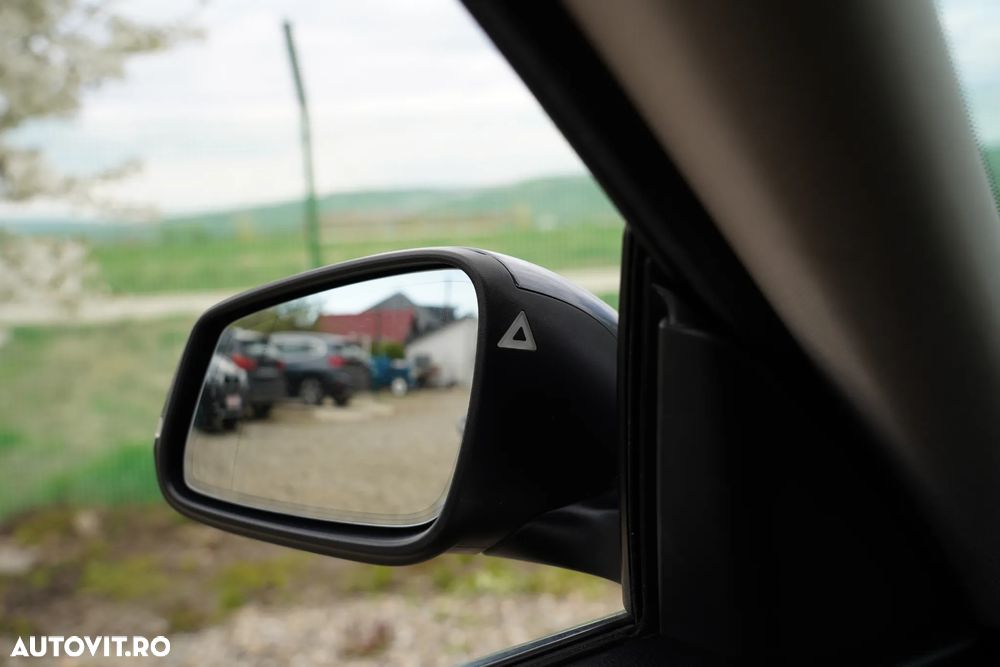 BMW Seria 3 320d Aut. Blue Performance Luxury Line - 37