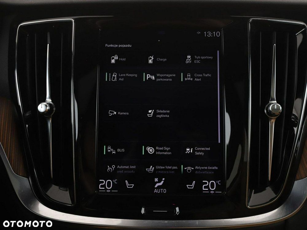 Volvo V60 T8 AWD Recharge Geartronic Inscription - 24