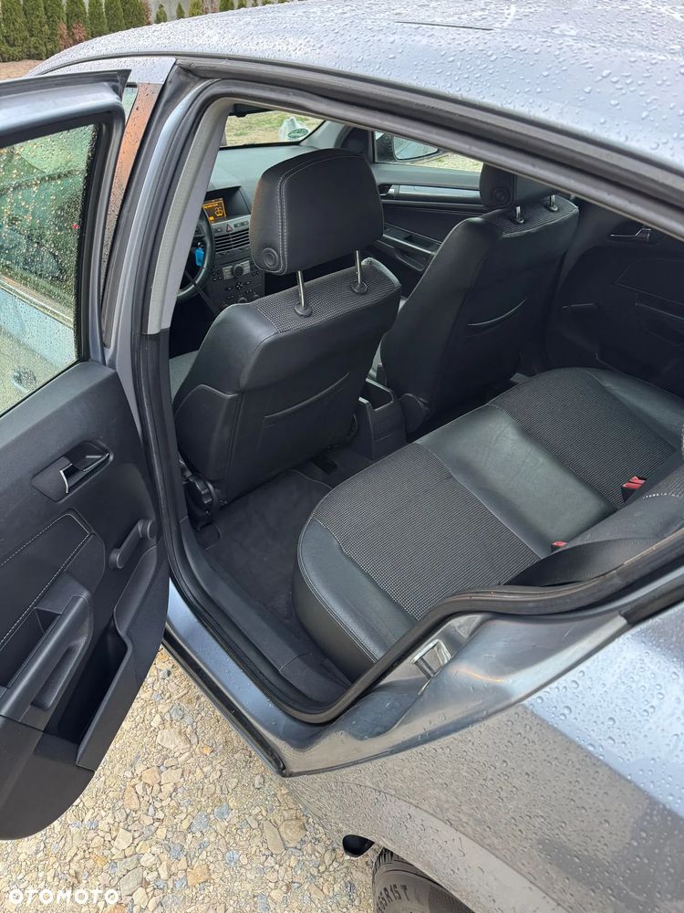 Opel Astra - 26