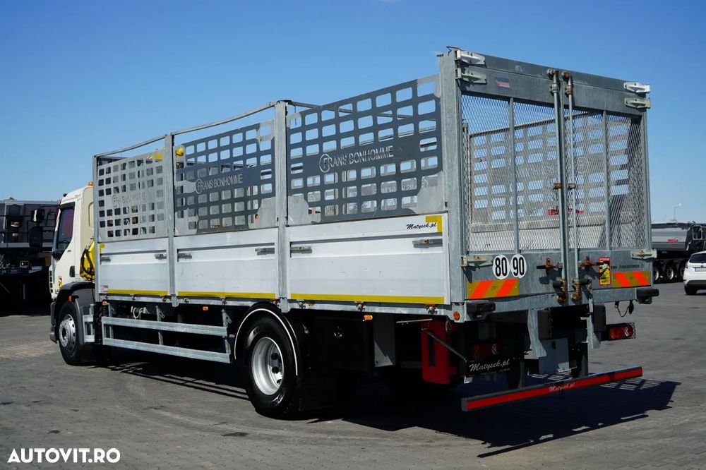 DAF LF 250 / 4X2 / LIVRARE - 7.30 + HDS HYVA HB 150XE3 / RADIOCOMANDĂ / ROTATOARE / MAX. CAPACITATE DE RIDICARE: 5200 KG / FURCĂ PENTRU PALEȚI / EURO 6 - 12