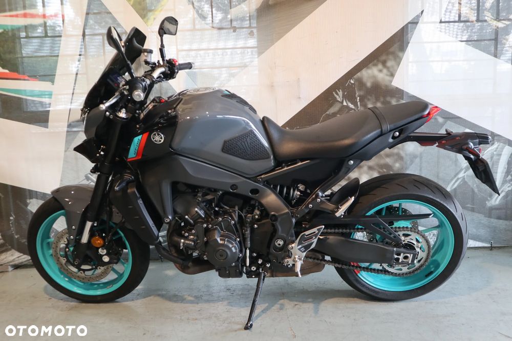 Yamaha MT - 5