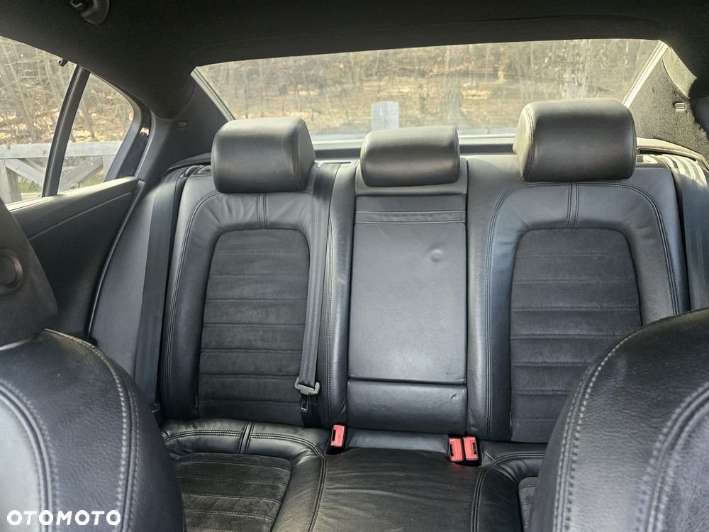 Volkswagen Passat 2.0 TDI Comfortline - 9