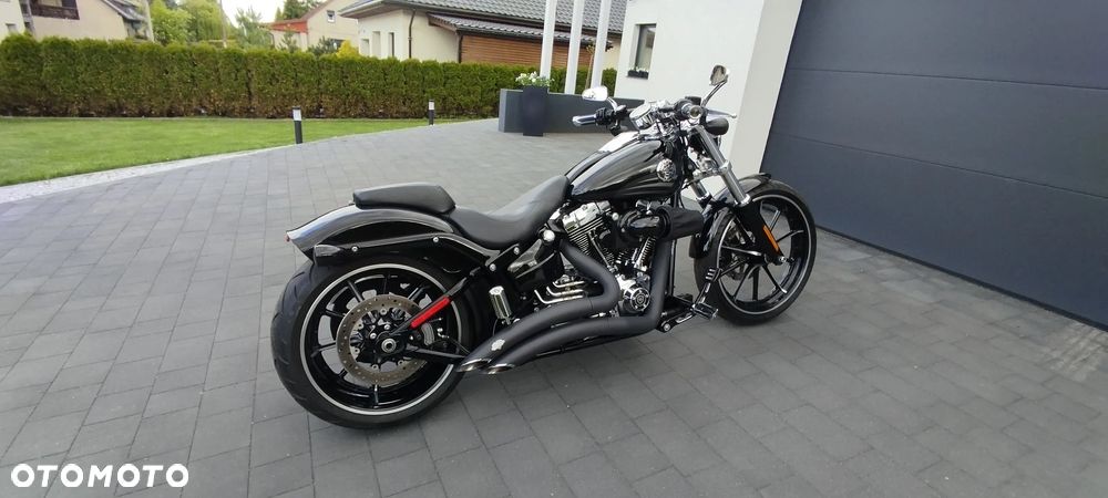 Harley-Davidson FXSB Breakout - 23