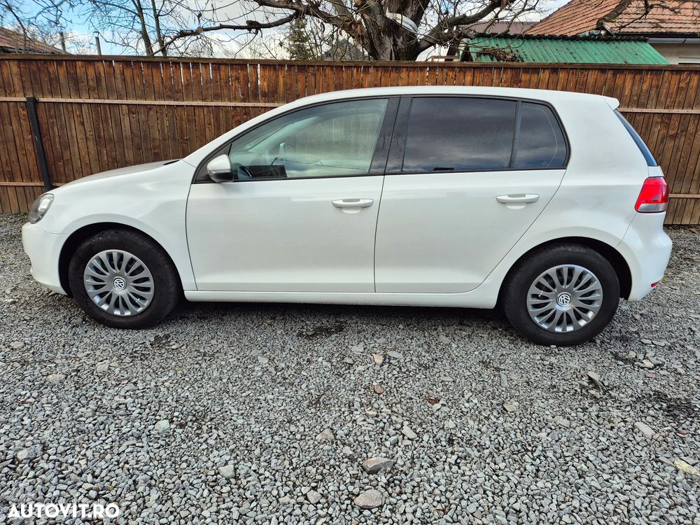 Volkswagen Golf - 11