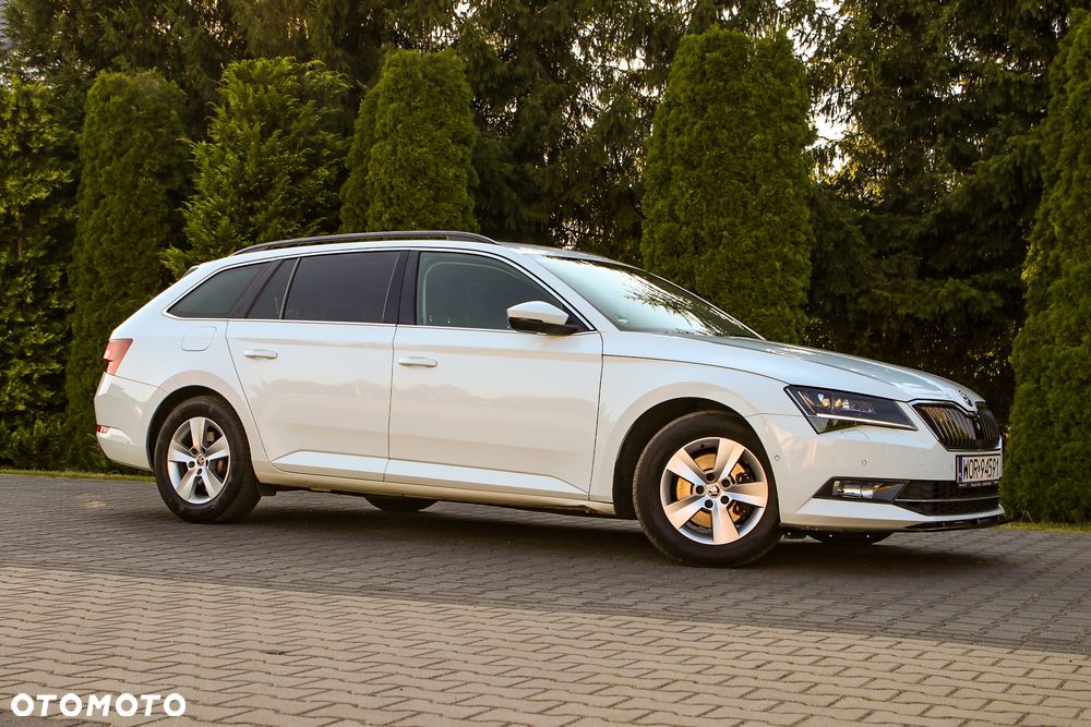 Skoda Superb 2.0 TDI DSG Style - 7