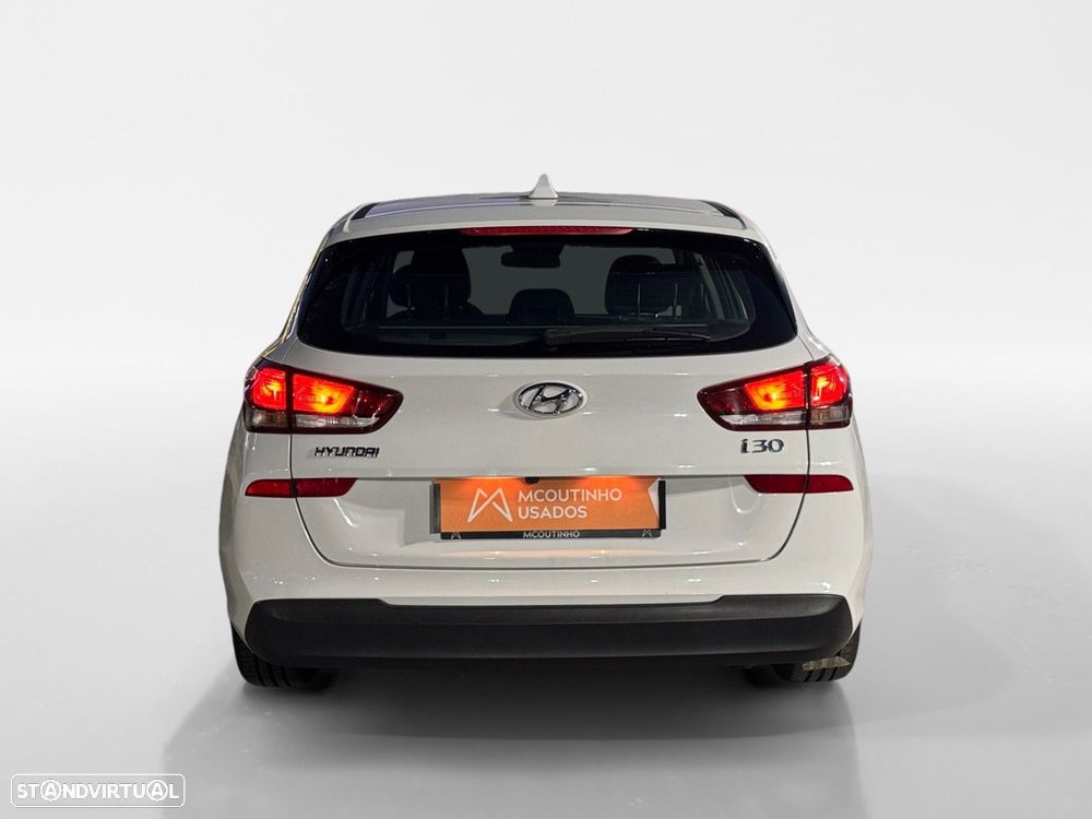 Hyundai i30 SW 1.6 CRDi Comfort - 4