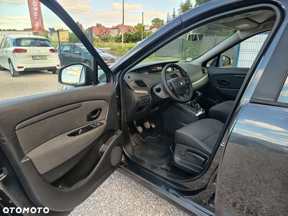 Renault Scenic 1.6 16V 110 TomTom Edition - 15