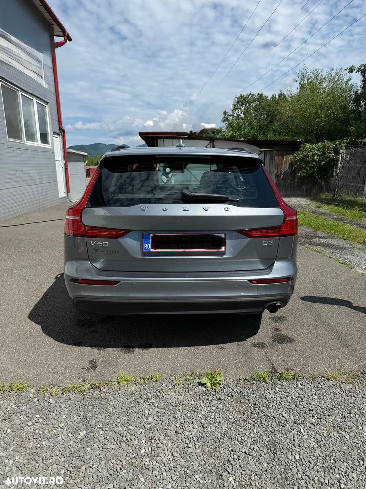 Volvo V60 D3 Momentum Core - 6