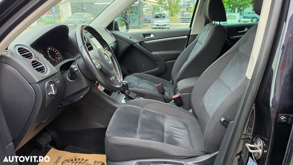 Volkswagen Tiguan 2.0 TDI SCR 4MOTION BlueMotion Technology DSG Sport & Style - 10