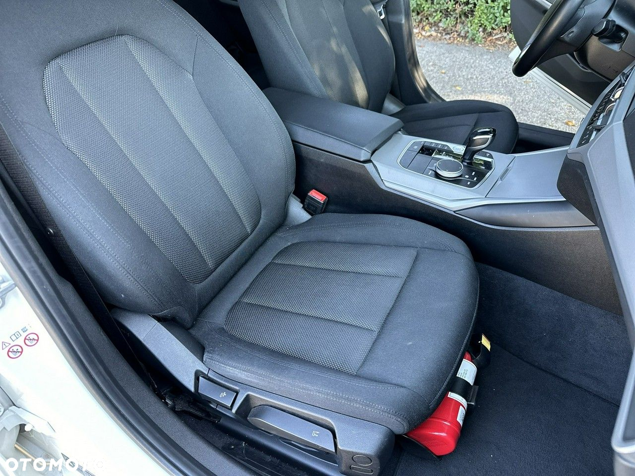 BMW Seria 3 318d Sport Line - 8