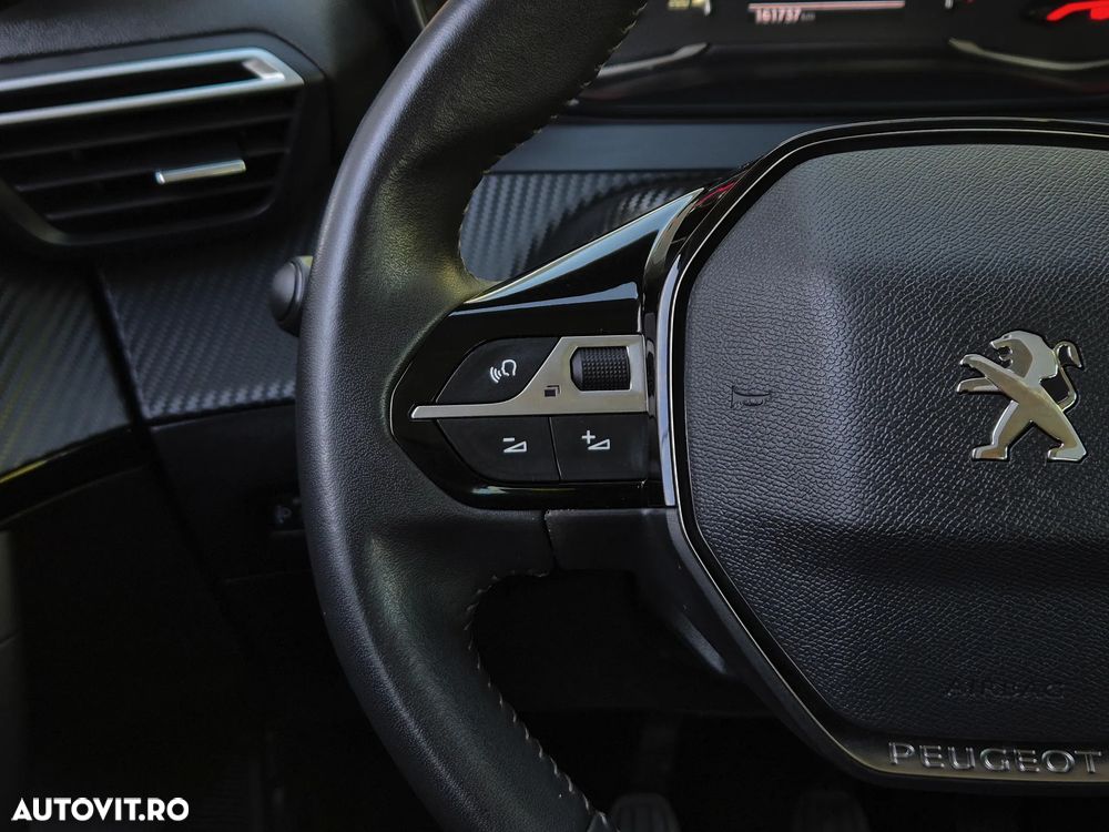 Peugeot 2008 PureTech 130 Allure Pack - 17