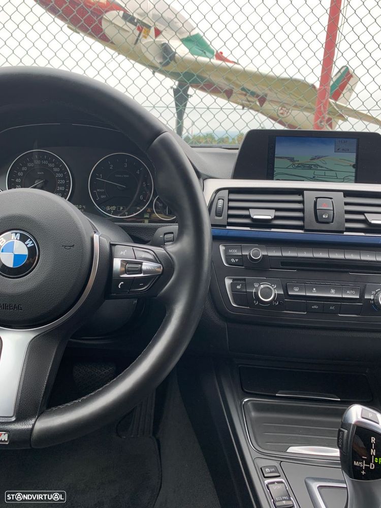BMW 320 d Auto Pack M - 27