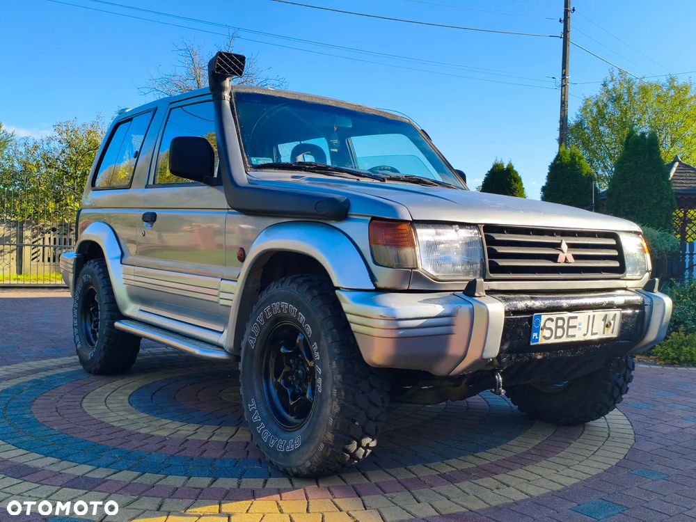 Mitsubishi Pajero - 13