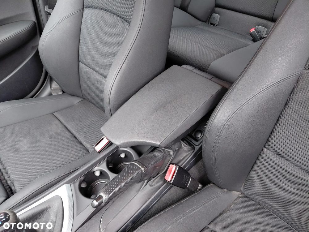 BMW Seria 1 - 20