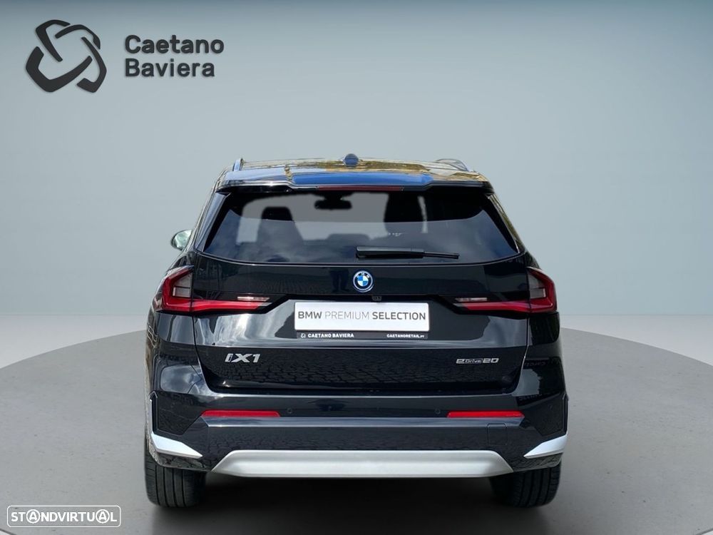 BMW iX1 eDrive20 xLine - 20