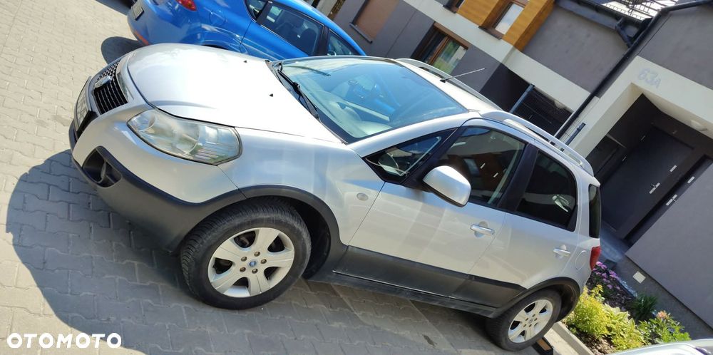 Fiat Sedici 1.6 16V 4x4 Luxury - 1