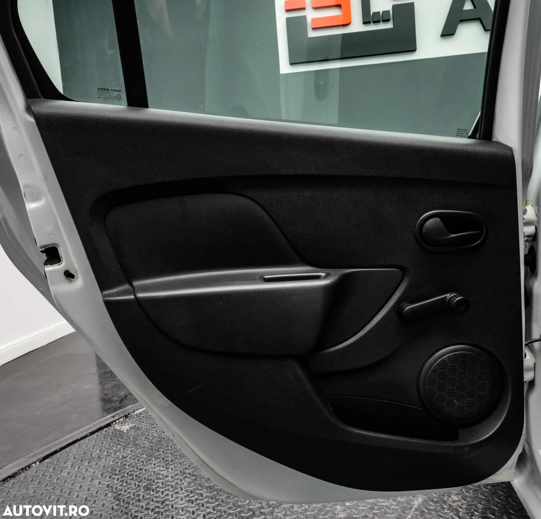 Dacia Logan MCV 1.5 dCi Ambiance - 23