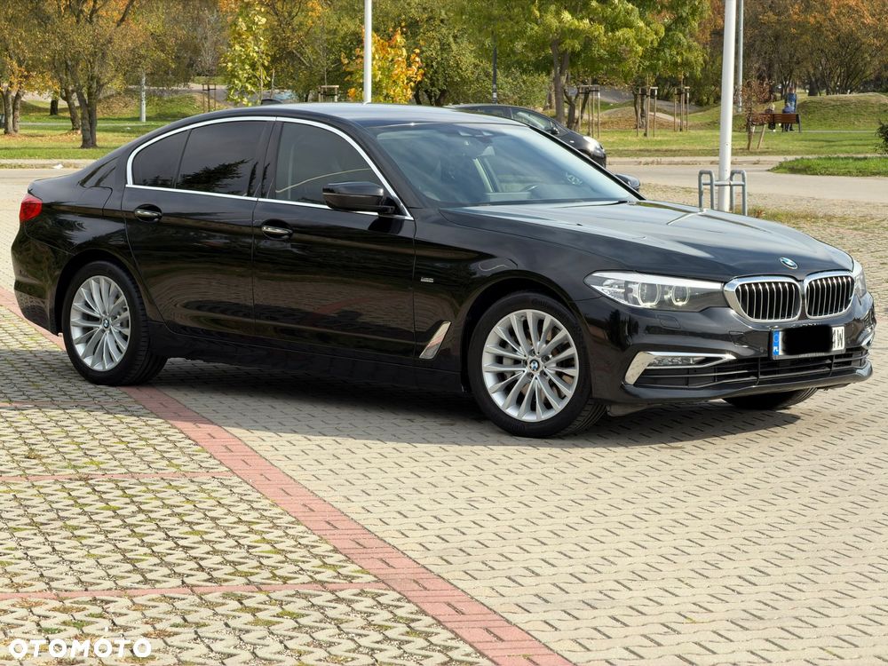 BMW Seria 5 530d xDrive Luxury Line - 12