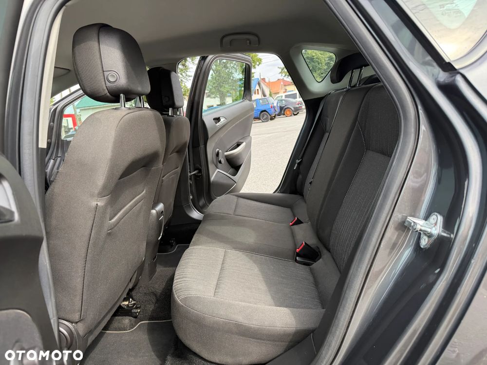 Opel Astra - 26