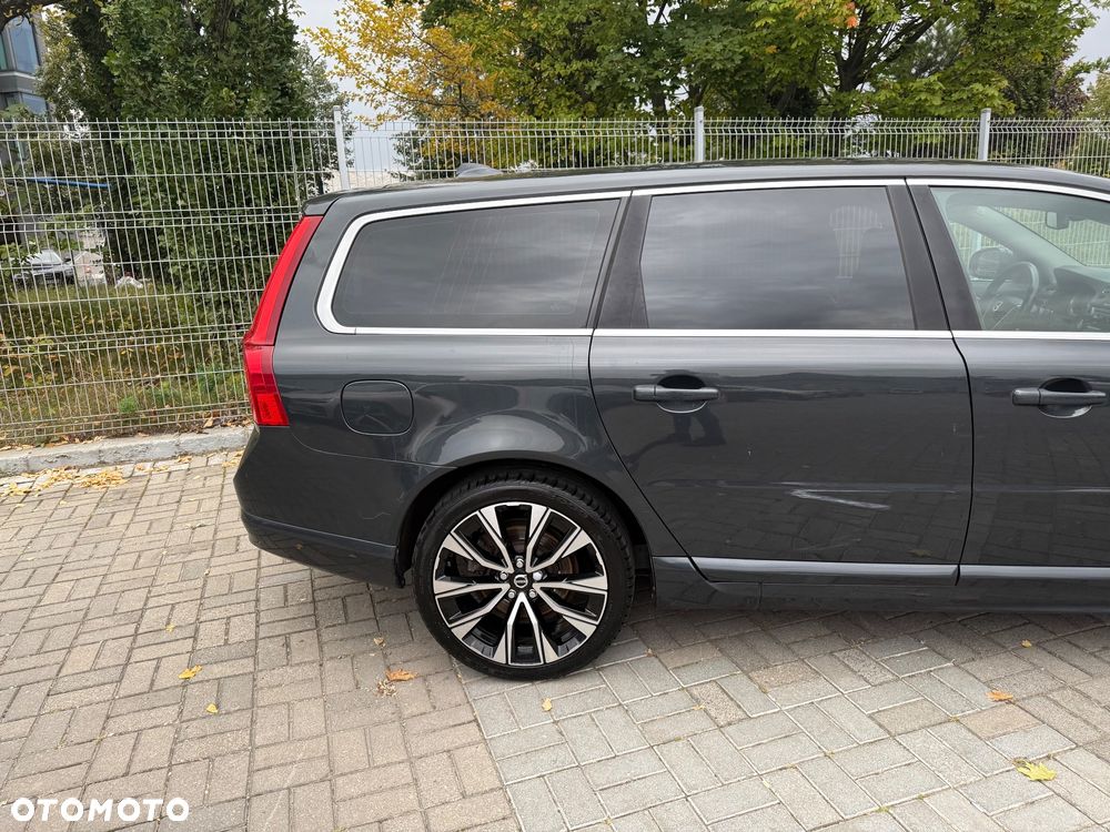 Volvo V70 D3 Summum - 7