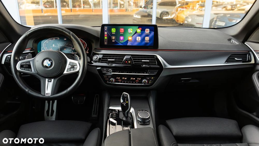 BMW Seria 5 520d xDrive M Sport sport - 26