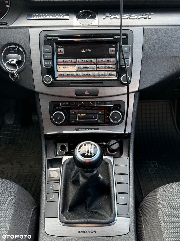 Volkswagen Passat ver-2-0-tdi-4mot-trendline - 10