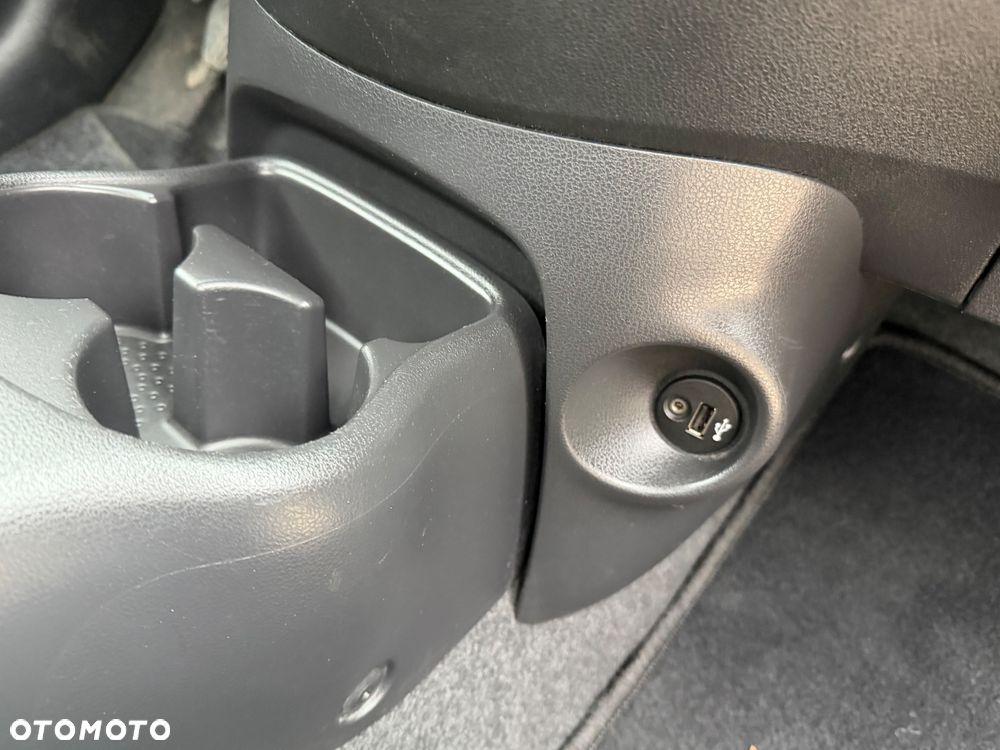 Nissan Micra 1.2 Visia First - 20