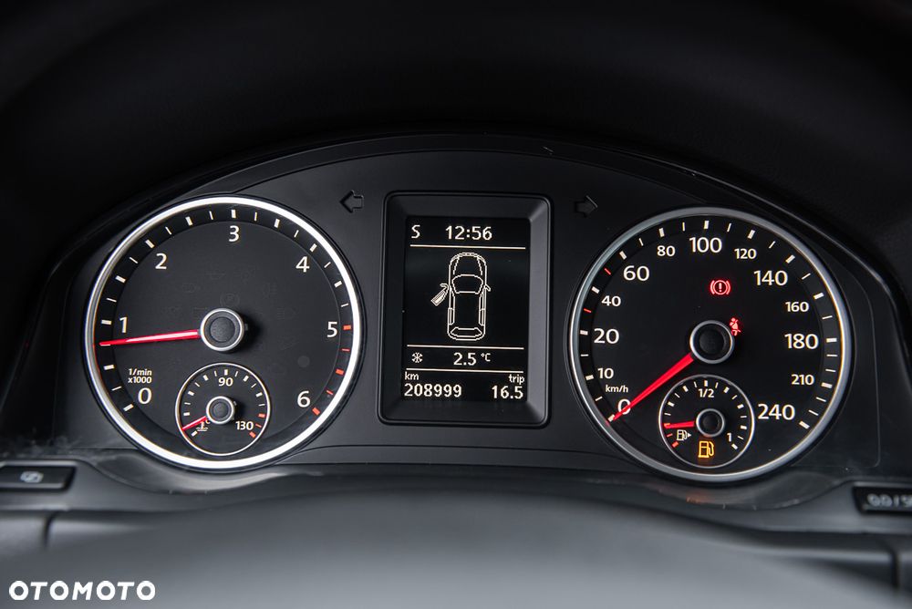 Volkswagen Tiguan 2.0 TDI DPF 4Motion Sport & Style - 22