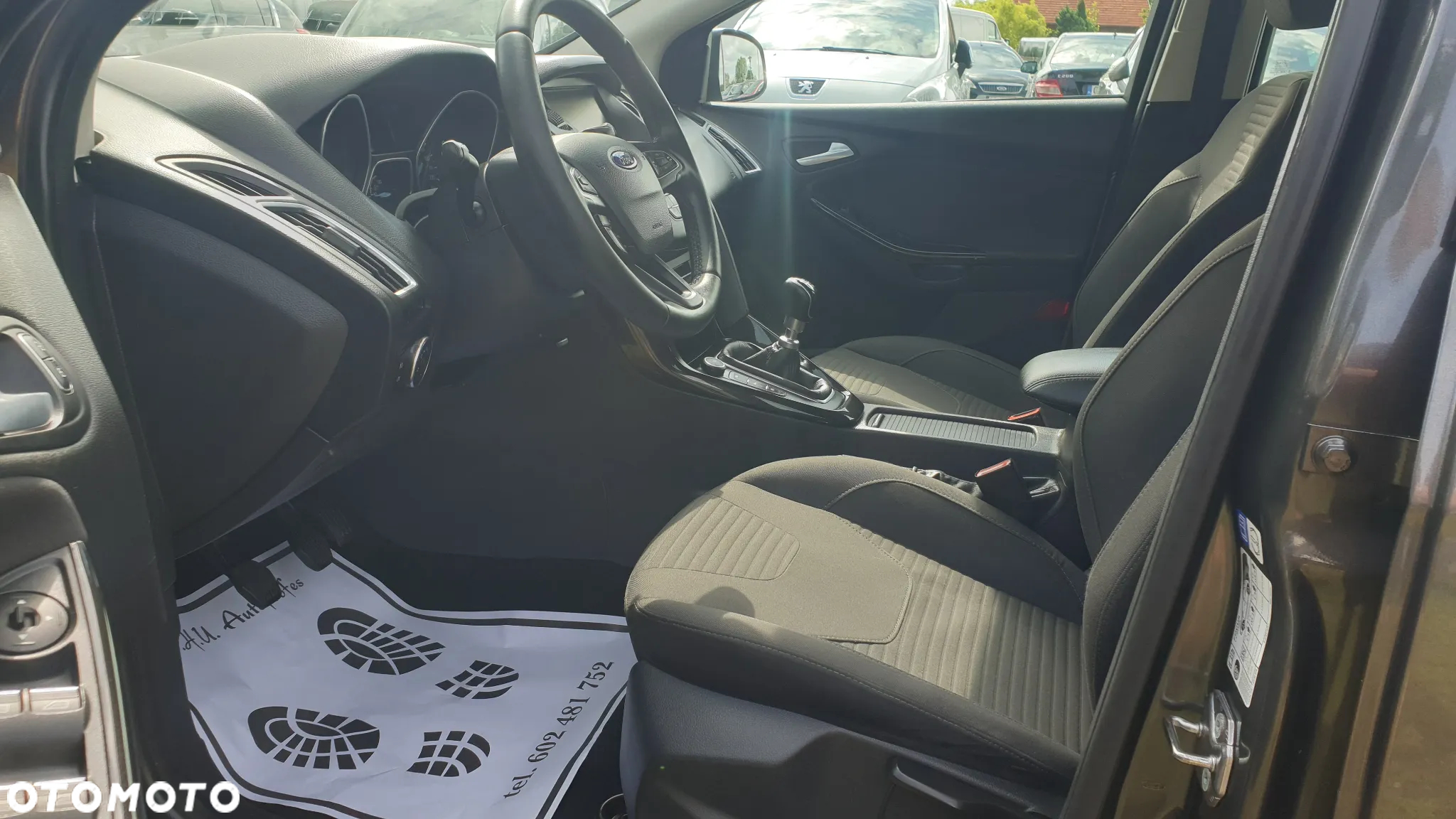 Ford Focus 1.0 EcoBoost Titanium - 14
