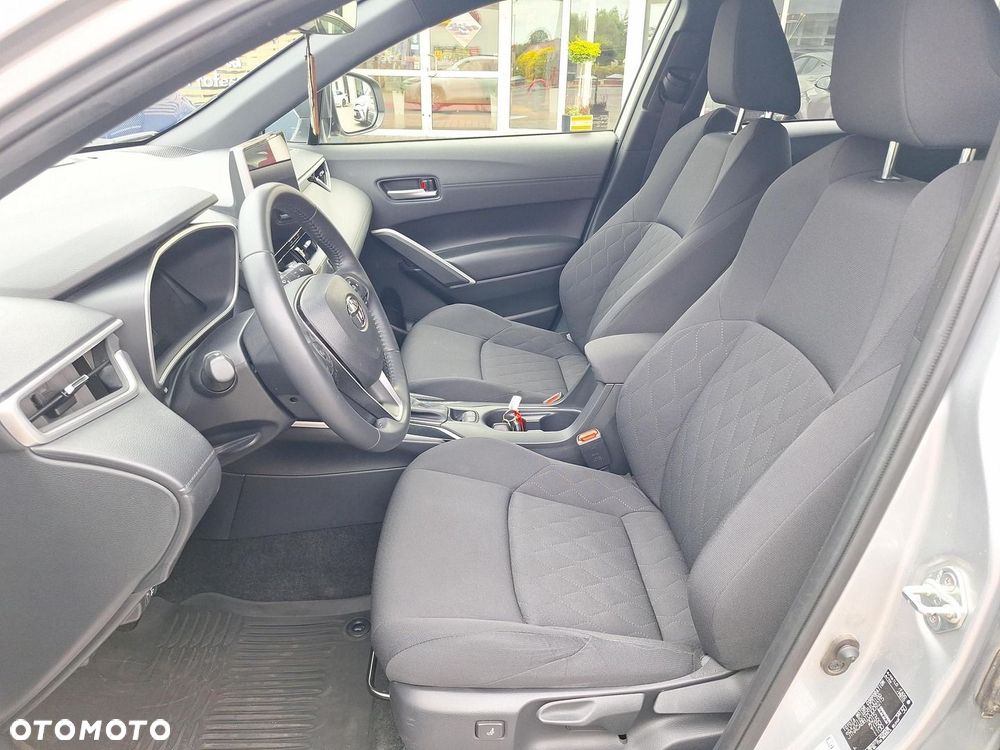 Toyota Corolla Cross - 14