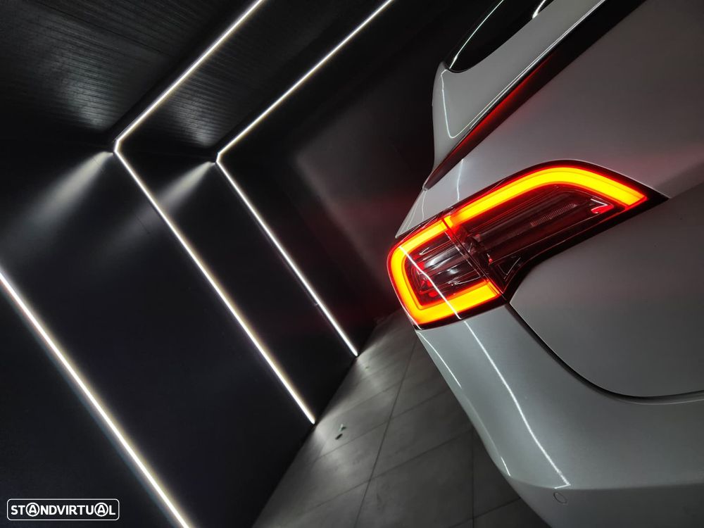 Tesla Model 3 Performance Dual Motor AWD - 22