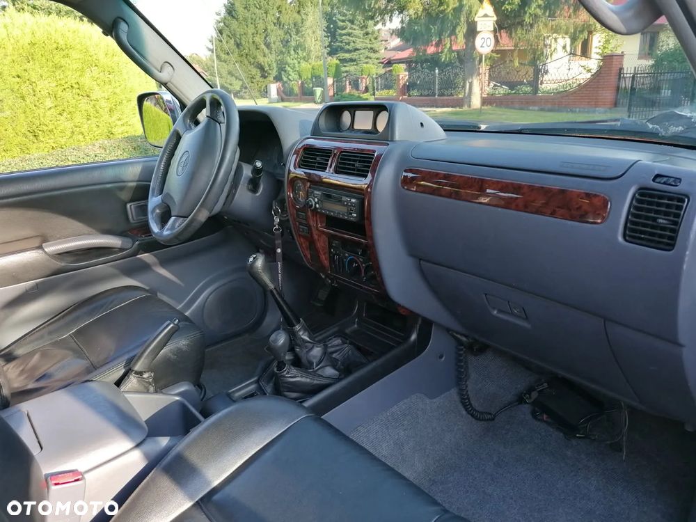 Toyota Land Cruiser - 5