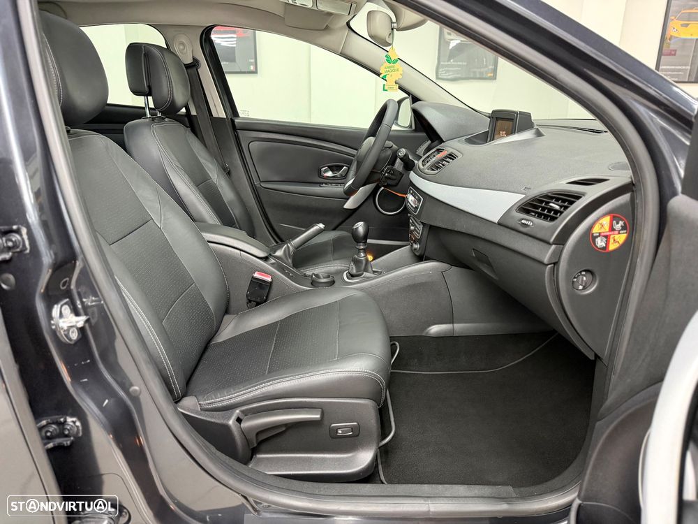 Renault Fluence 1.5 dCi Exclusive - 16