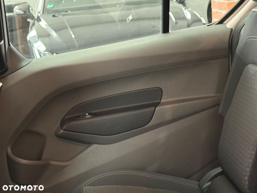 Ford Transit Connect 240 L2 Autm Trend - 18