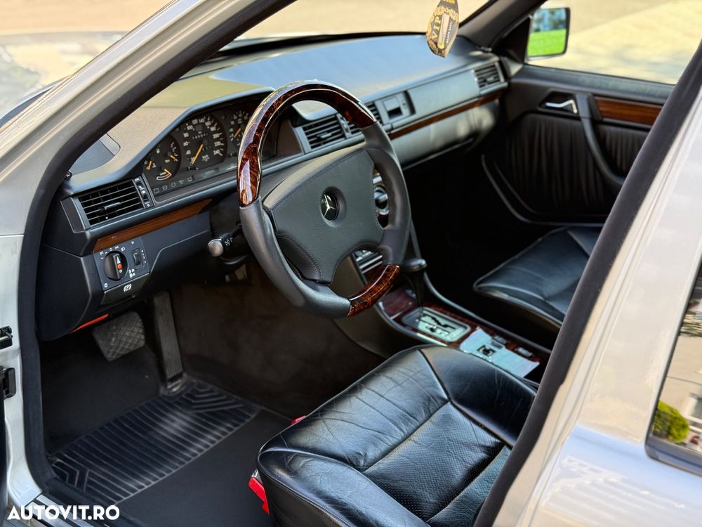 Mercedes-Benz W124 - 4