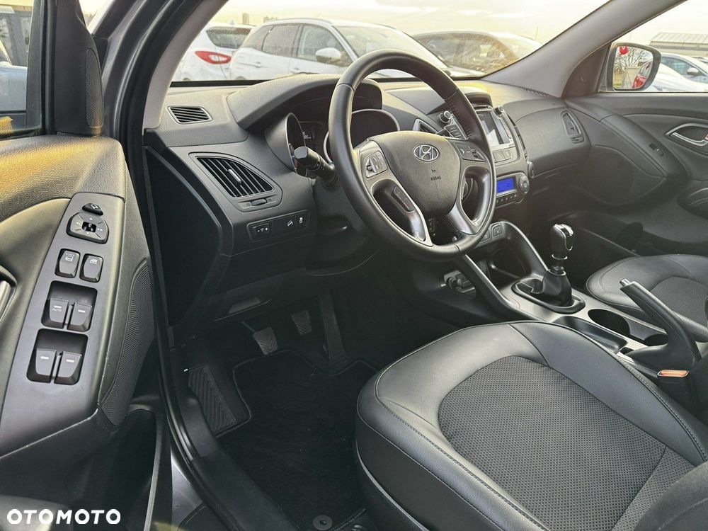 Hyundai ix35 1.6 2WD blue Trend - 11