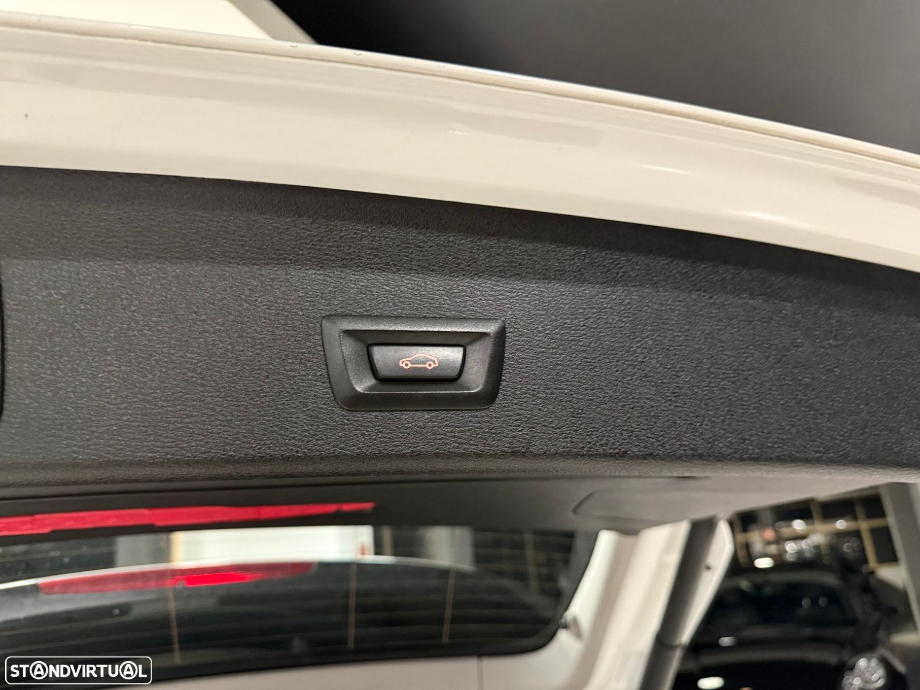 BMW X1 18 d sDrive Line Sport - 35