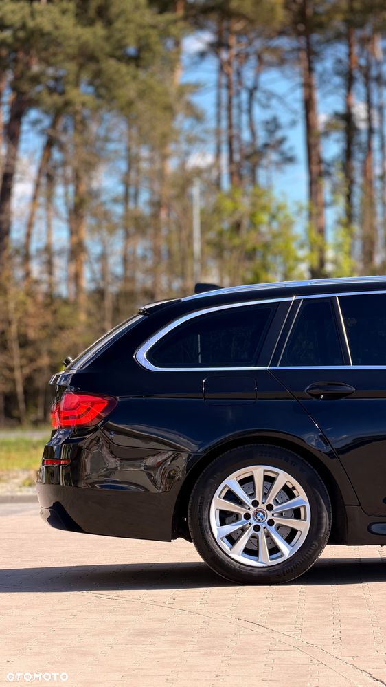 BMW Seria 5 520d Luxury Line - 24
