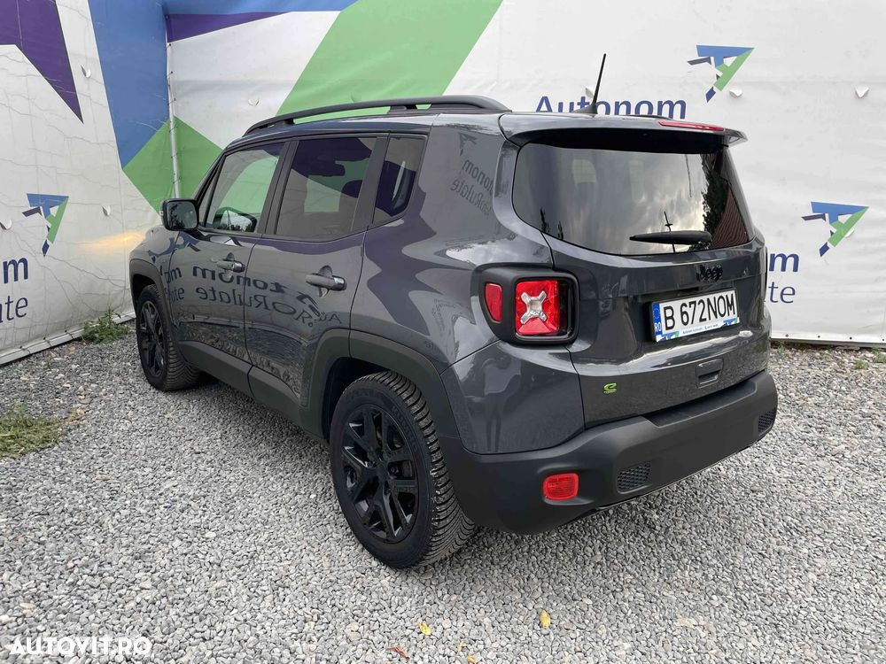 Jeep Renegade - 4