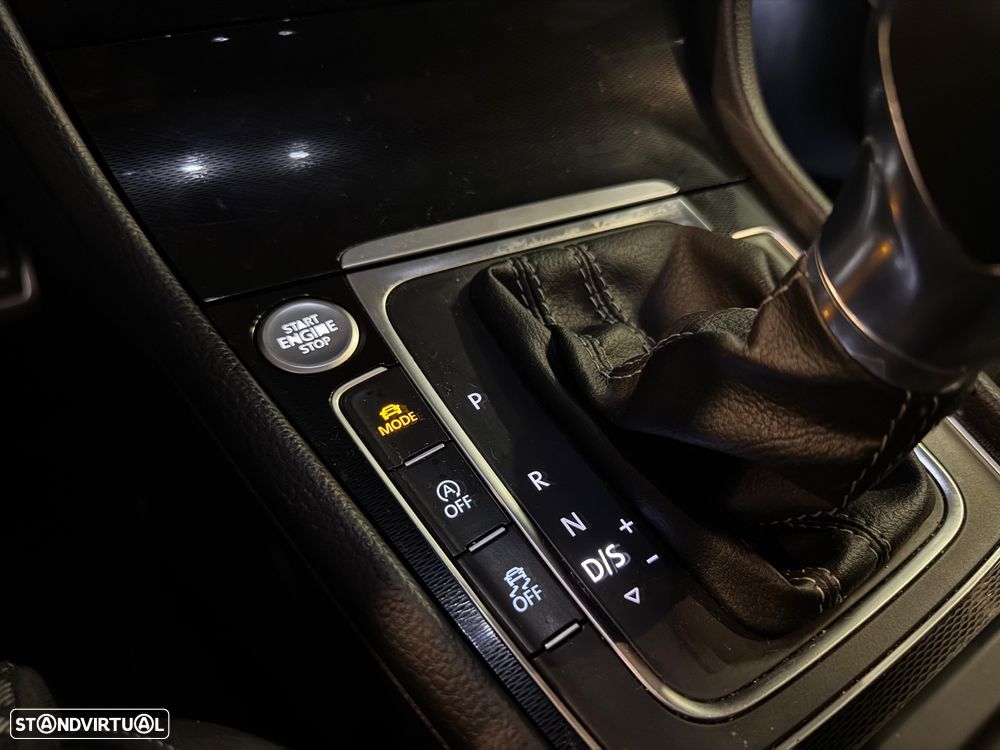 VW Golf 2.0 TDI GTD DSG - 24