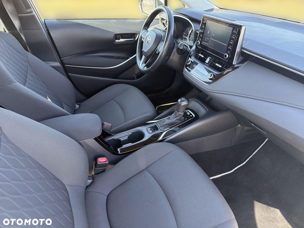 Toyota Corolla 1.8 Hybrid Comfort - 19