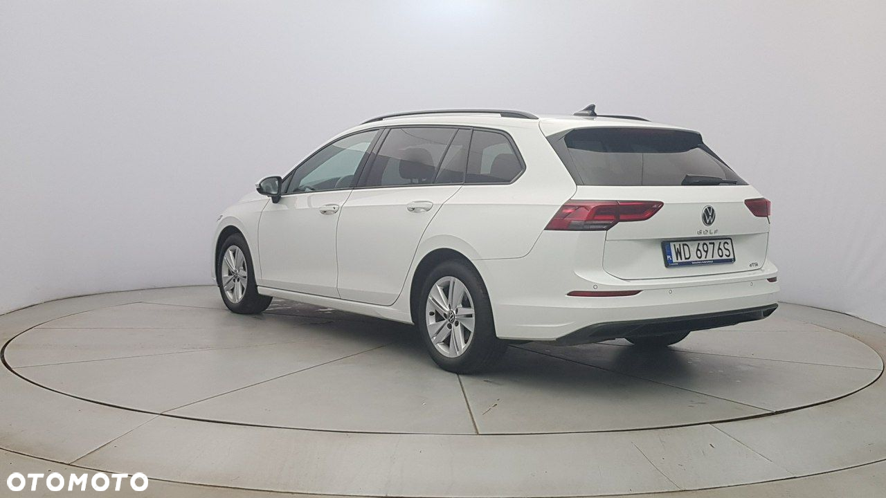 Volkswagen Golf - 5
