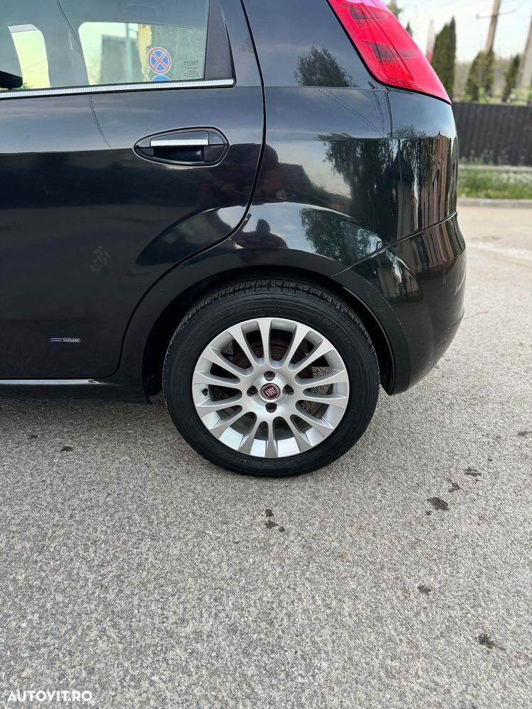 Fiat Punto 1.4 16V Emotion - 13