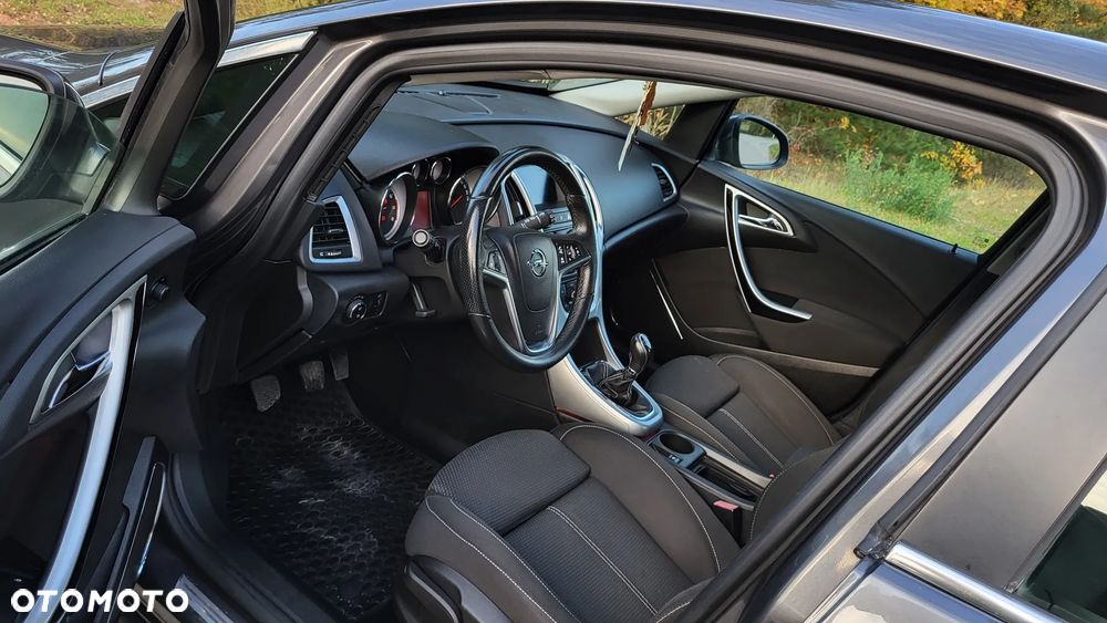Opel Astra 1.4 Turbo Sport - 17