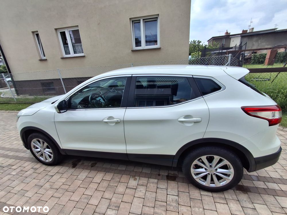 Nissan Qashqai 1.2 DIG-T Visia EU6 - 2