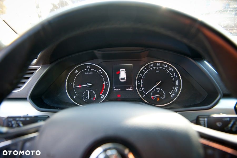 Skoda Superb 1.6 TDI Ambition - 7
