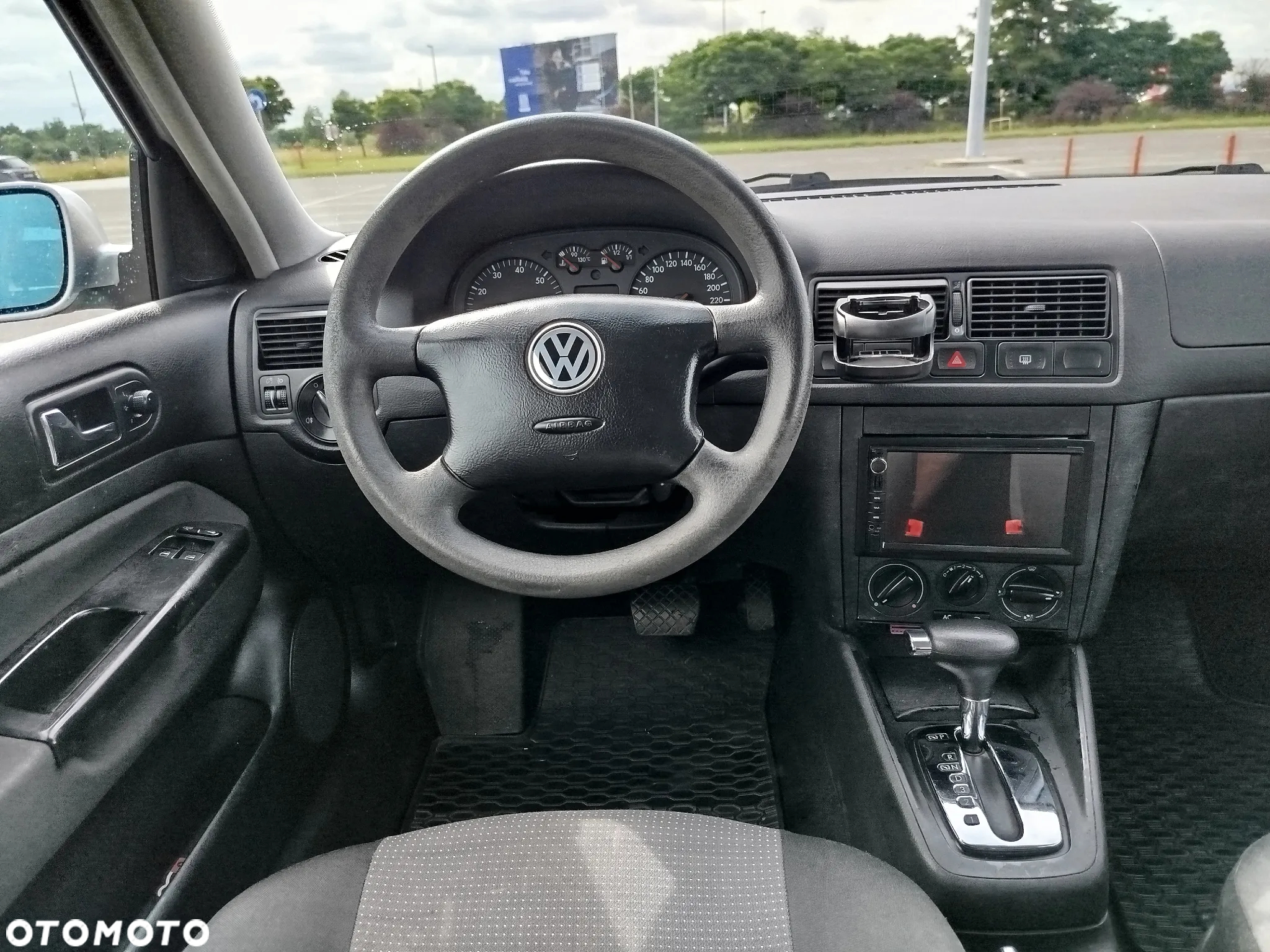 Volkswagen Golf 1.6 Automatik Sportline - 30